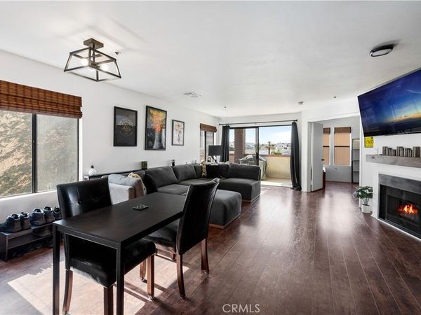 35 Linden , Unit 410, Long Beach, CA 90802