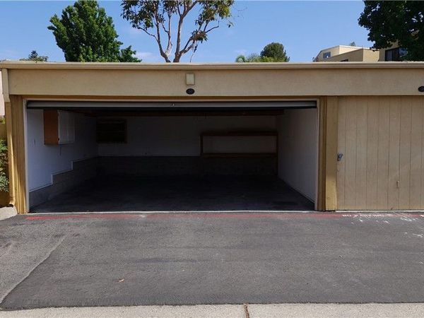 25712 Le Parc , Unit 31, Lake Forest, CA 92630