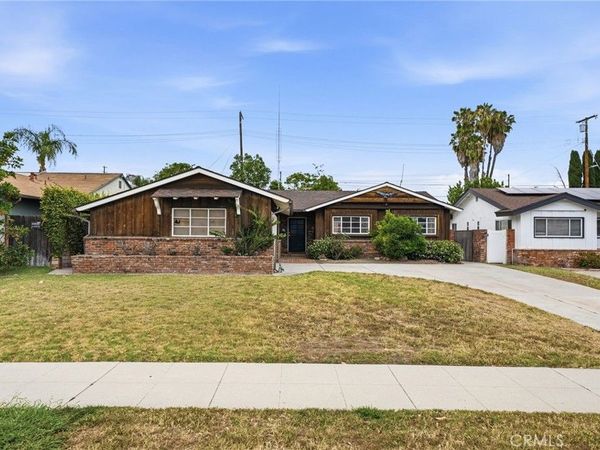 19607 Bryant , Northridge, CA 91324