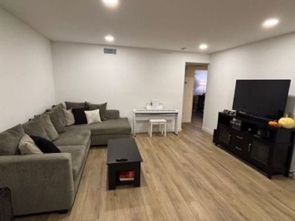 8939 Mango Avenue, Unit I, Fontana, CA 92335