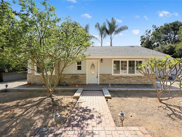 745 E Grandview, Sierra Madre, CA 91024