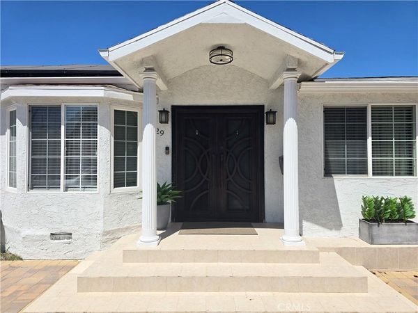 6429 Camellia Avenue, North Hollywood, CA 91606