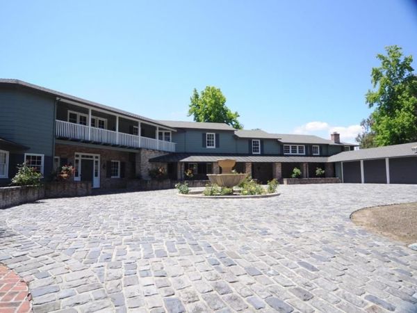 389 Moore Road, Woodside, CA 94062