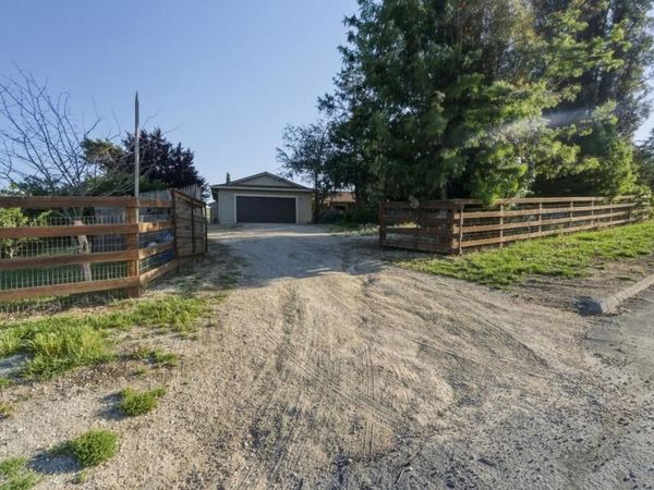 375 Hitch, Hollister, CA 95023