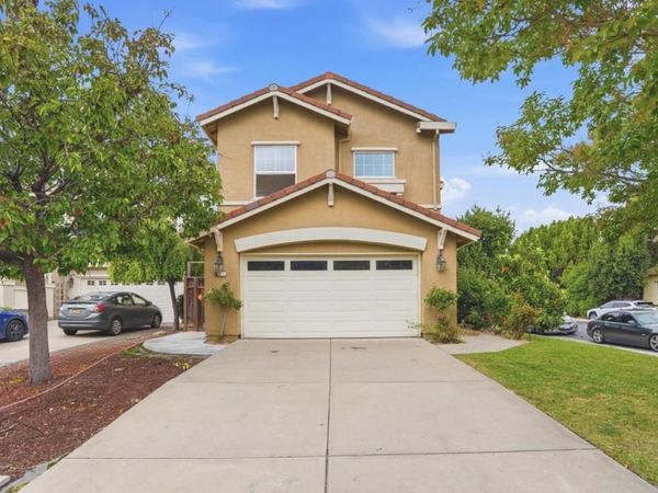 3 Shorebreeze Court, East Palo Alto, CA 94303
