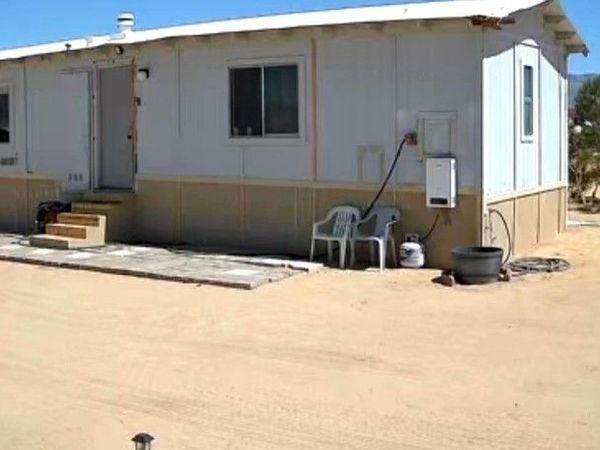 3423 Canyon, 29 Palms, CA 92277