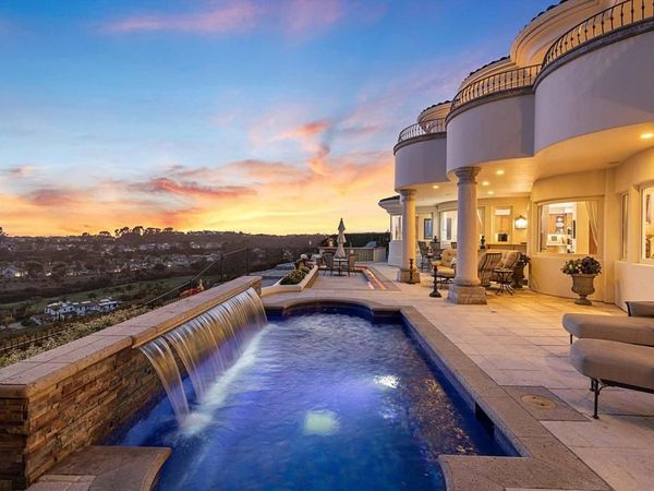 7109 Aviara Drive, Carlsbad, CA 92011