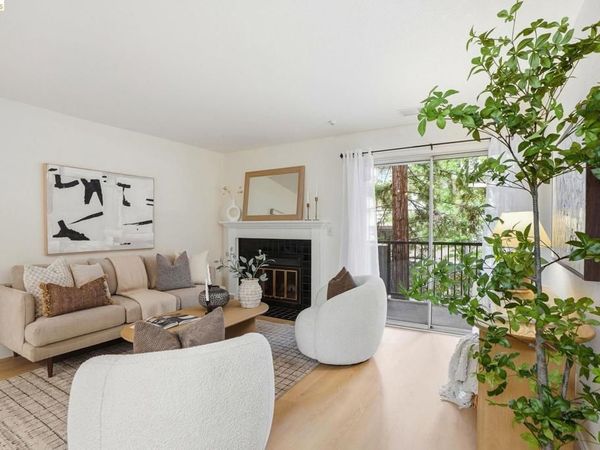 3183 Wayside Pl, Unit 217, Walnut Creek, CA 94597