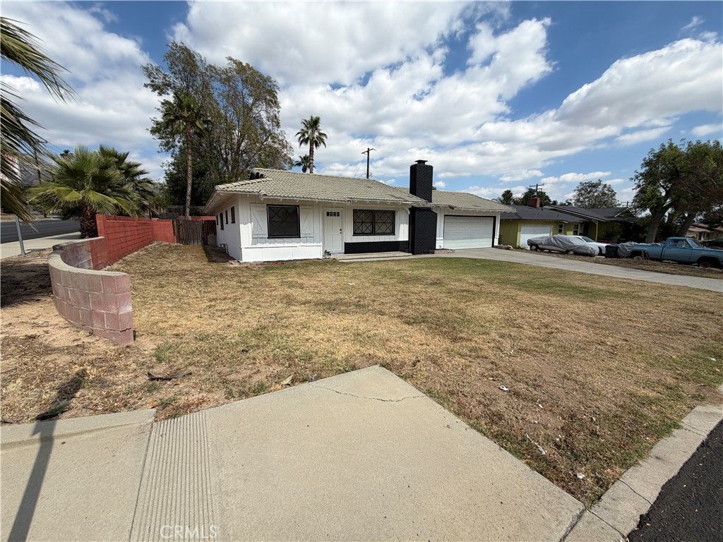 5611 Golondrina Drive, San Bernardino, CA 92404 Main Photo