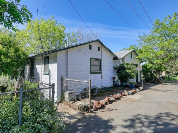 10465 E Highway 20, Clearlake Oaks, CA 95423