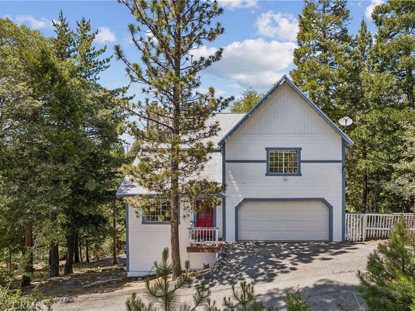 975 Teakwood Drive, Lake Arrowhead, CA 92352
