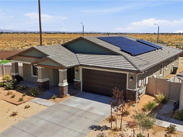3347 Emerald Ln, Lancaster, CA 93535