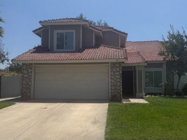 611 N Driftwood, Rialto, CA 92376