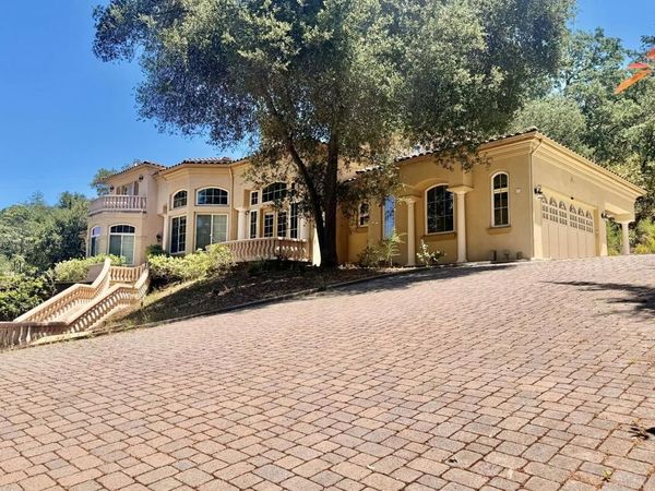 15520 Quito Road, Monte Sereno, CA 95030