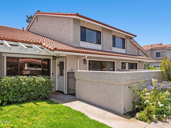 586 Durango Court, Camarillo, CA 93010