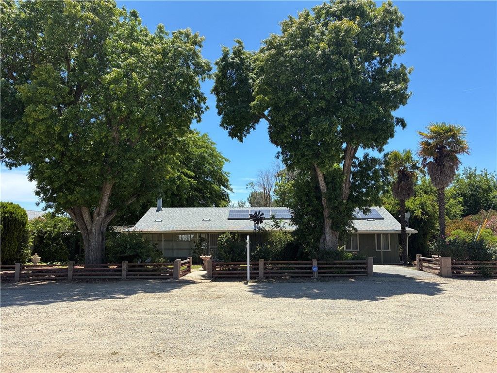 370 Cholame, Shandon, CA 93461 Main Photo