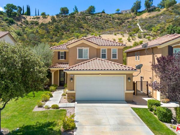 19850 Holly Drive, Santa Clarita, CA 91350