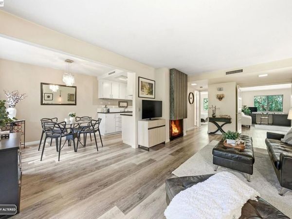 20720 4Th St, Unit 3, Saratoga, CA 95070