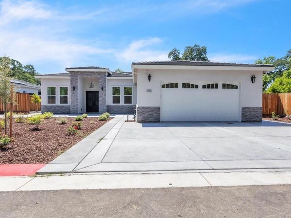 5200 Shirehills Lane, Carmichael, CA 95608