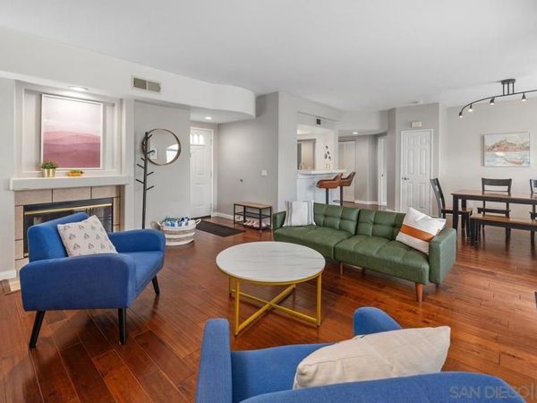 8643 Via Mallorca, Unit D, La Jolla, CA 92037