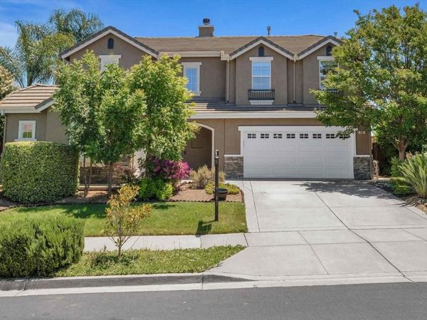 281 W Country Club Dr, Brentwood, CA 94513