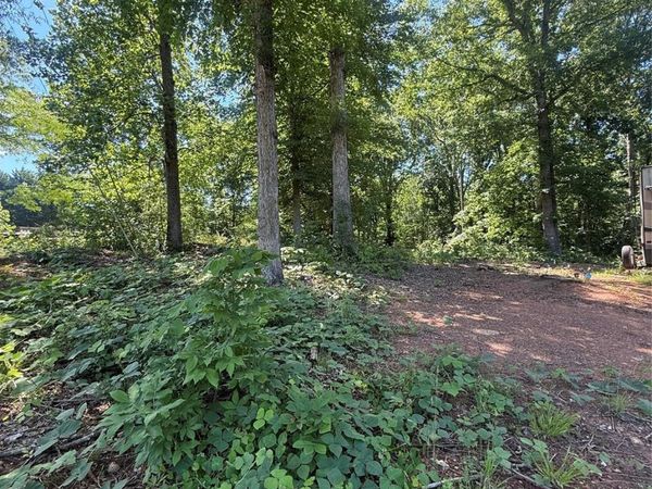 4075 Mamas Garden Drive, Hickory, NC 28602