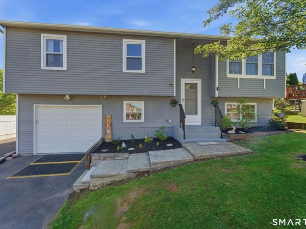 86 Hitchcock , Meriden, CT 06450