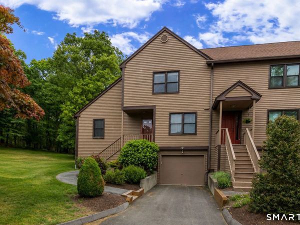19 Meadowlark, Unit 19, Monroe, CT 06468