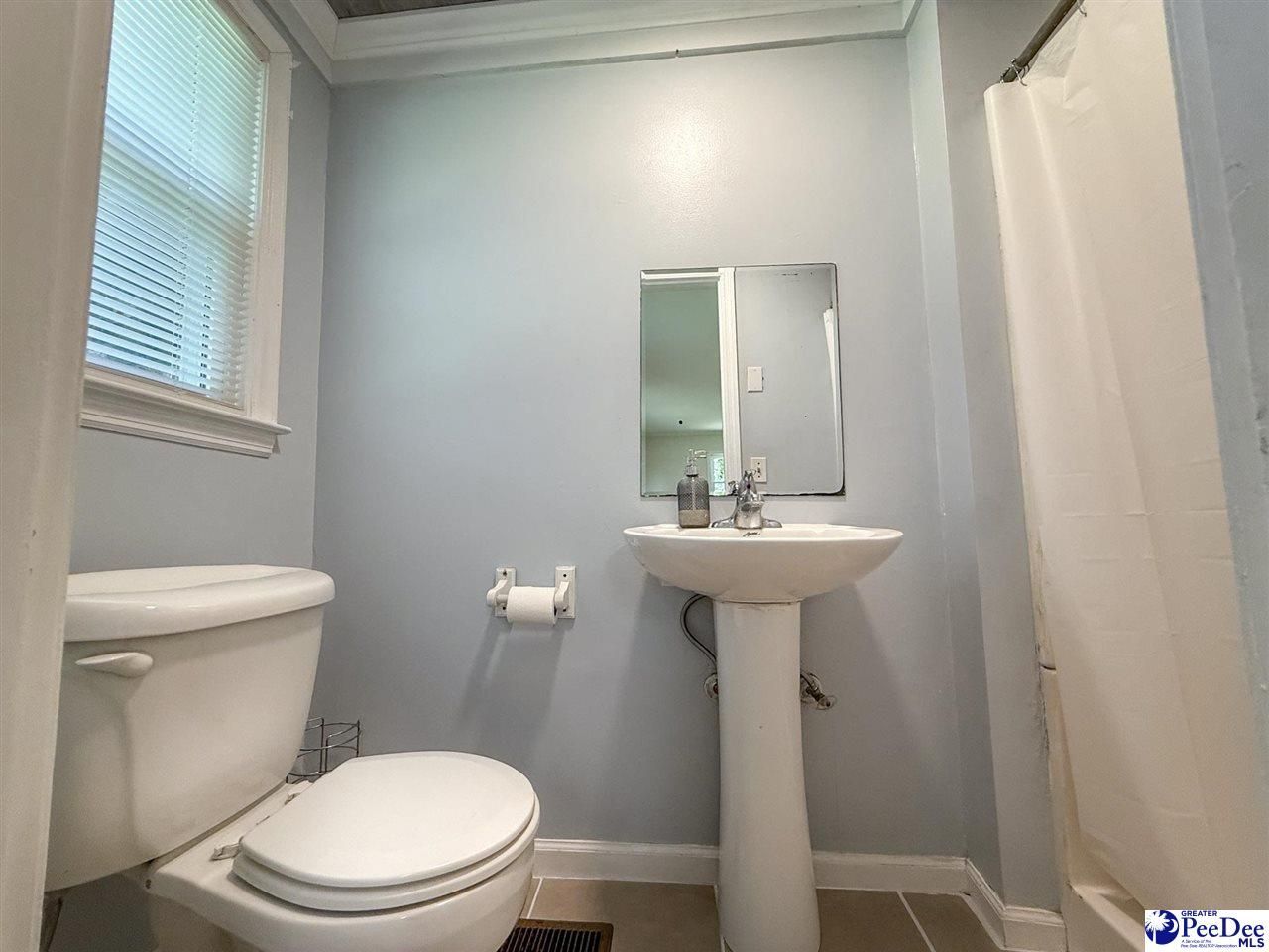 1611 Linden Drive Photo 15