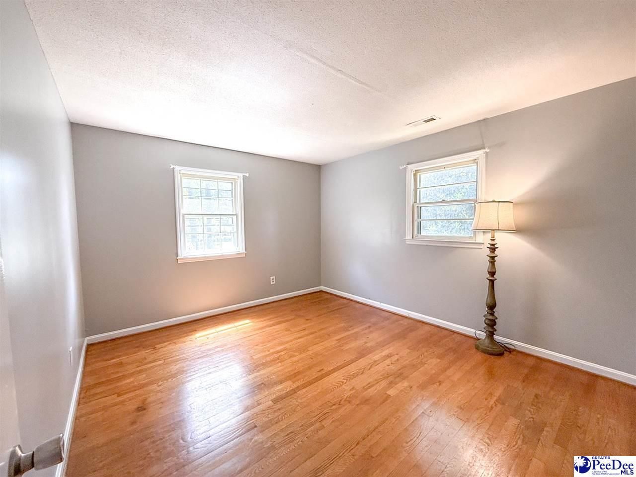 1611 Linden Drive Photo 32
