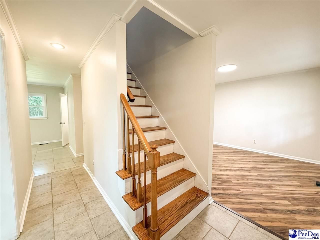 1611 Linden Drive Photo 7