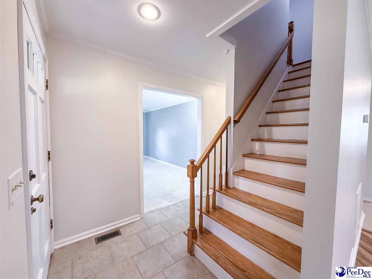 1611 Linden Drive Photo 8