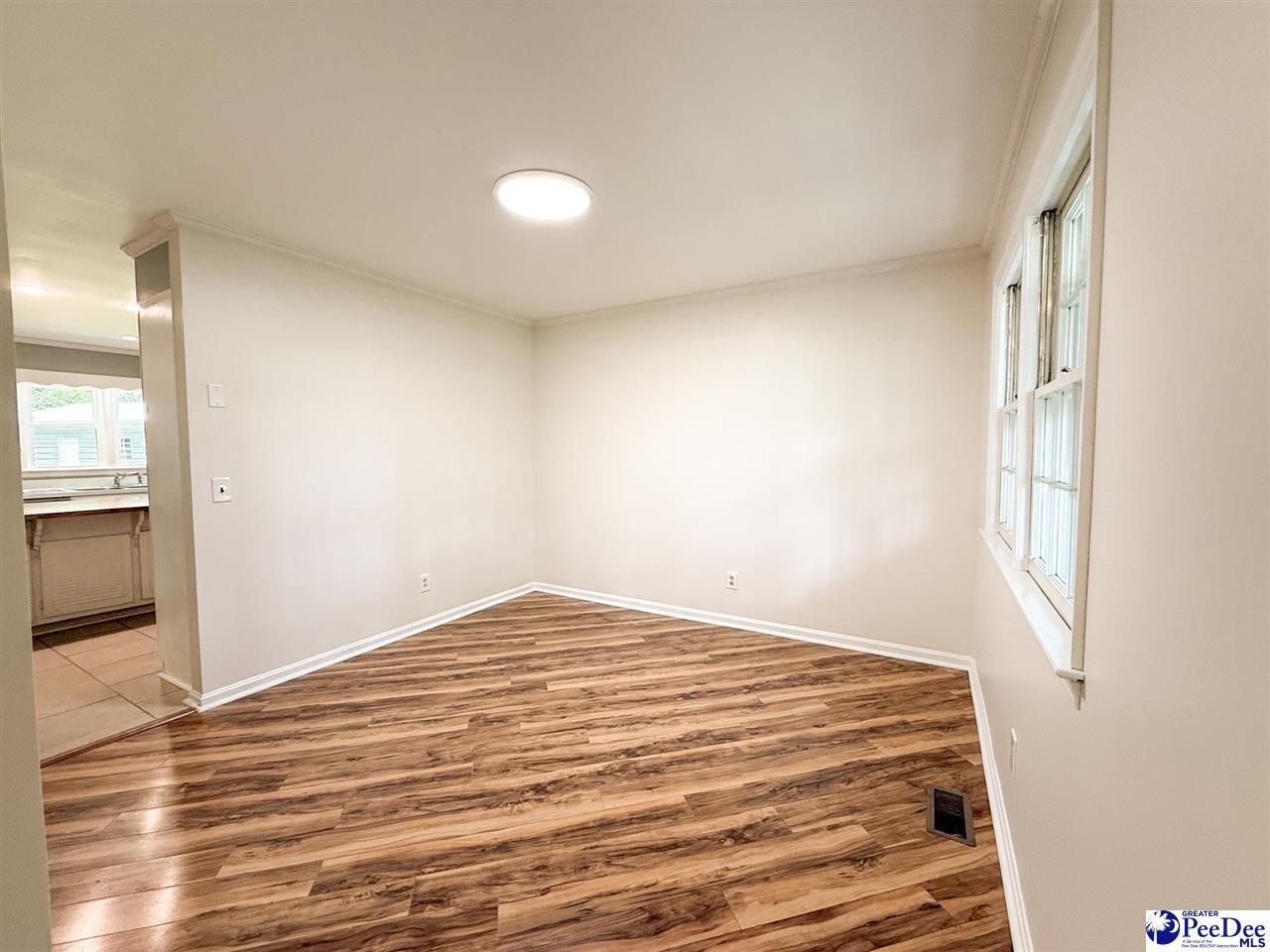 1611 Linden Drive Photo 9