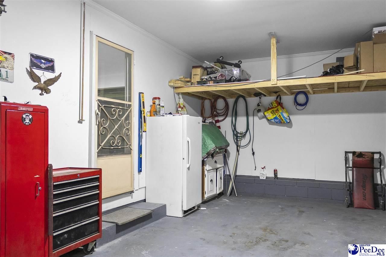 208 Huggins Street Photo 19