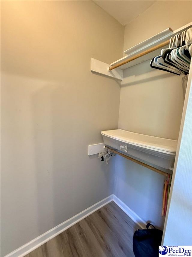 603 Green St Photo 29