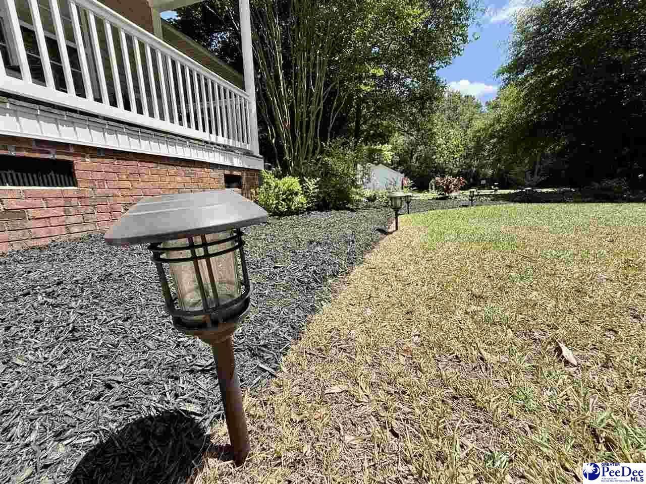 603 Green St Photo 33