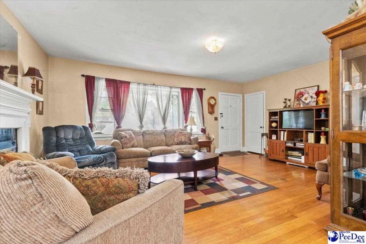 204 Gandy Dr Photo 10
