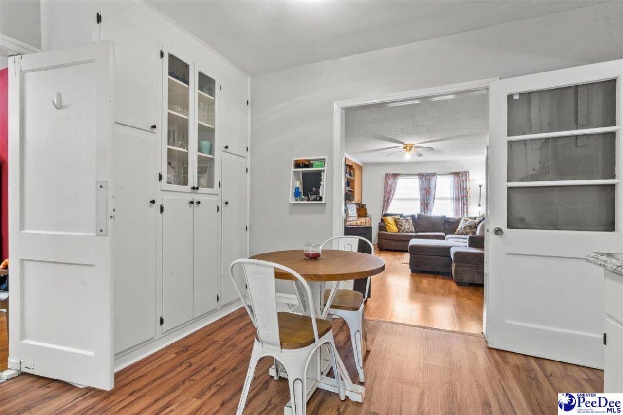 204 Gandy Dr Photo 18