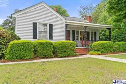 204 Gandy Dr photo 4