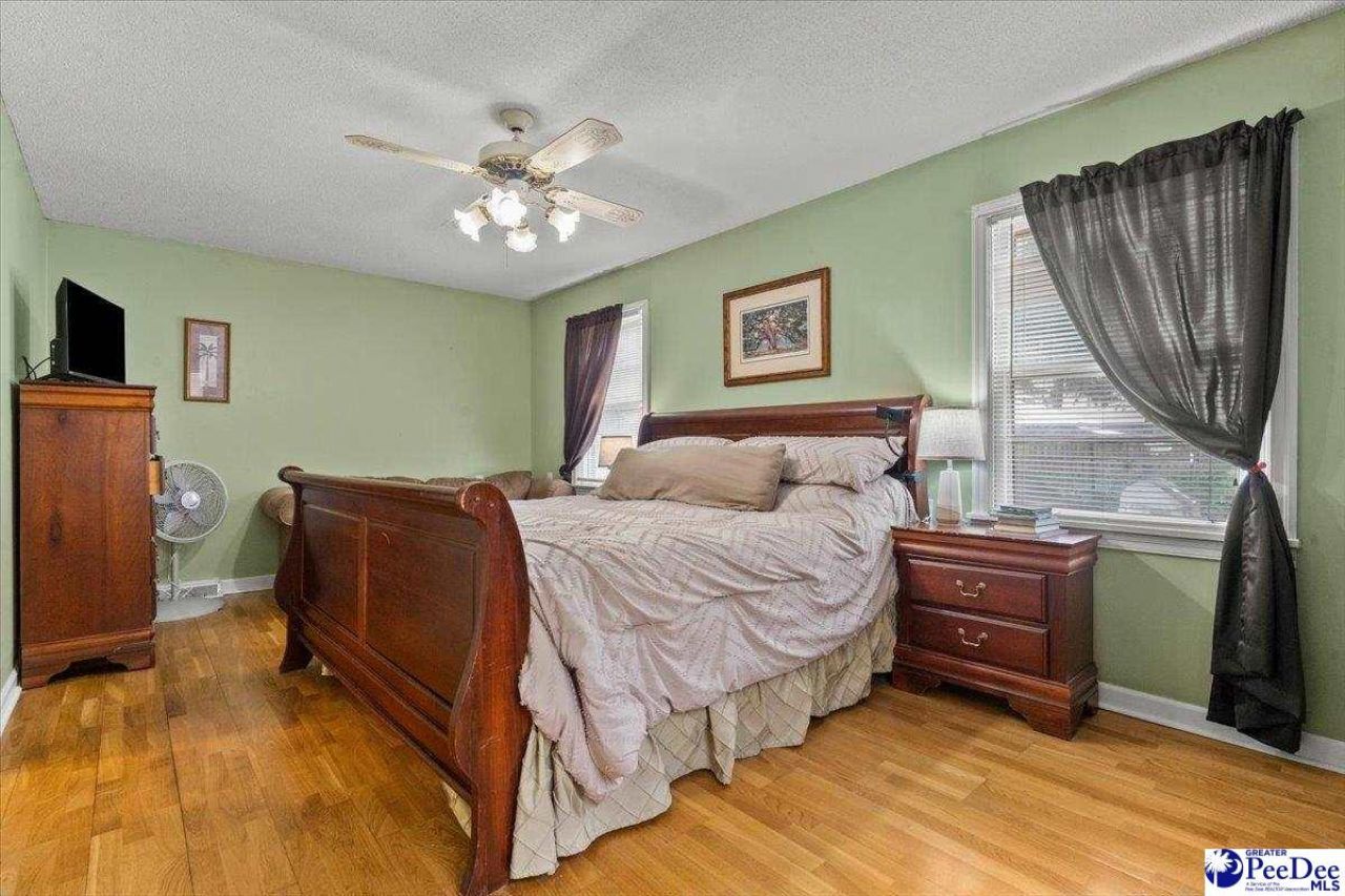 204 Gandy Dr Photo 26