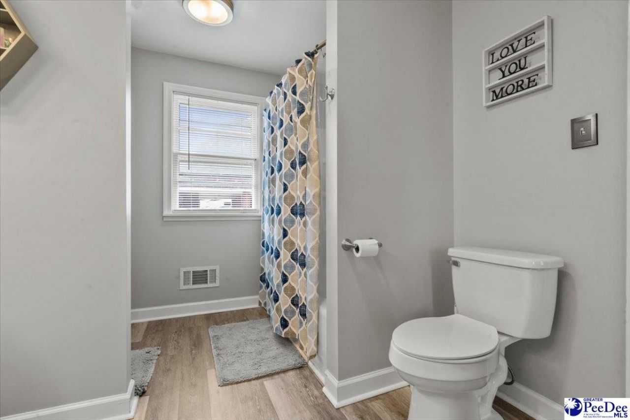 204 Gandy Dr Photo 32