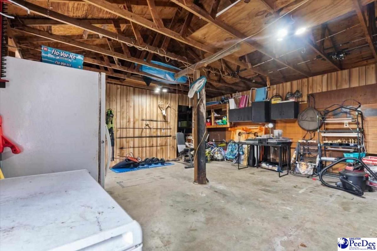 204 Gandy Dr Photo 50