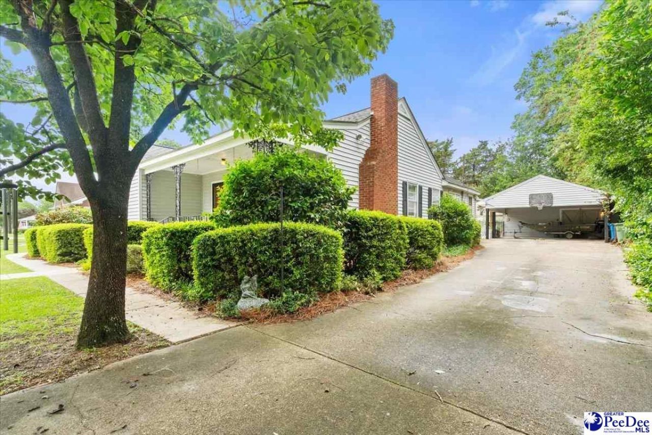 204 Gandy Dr Photo 6
