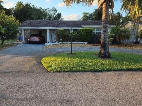311 NE 42nd Street, Oakland Park, FL 33334