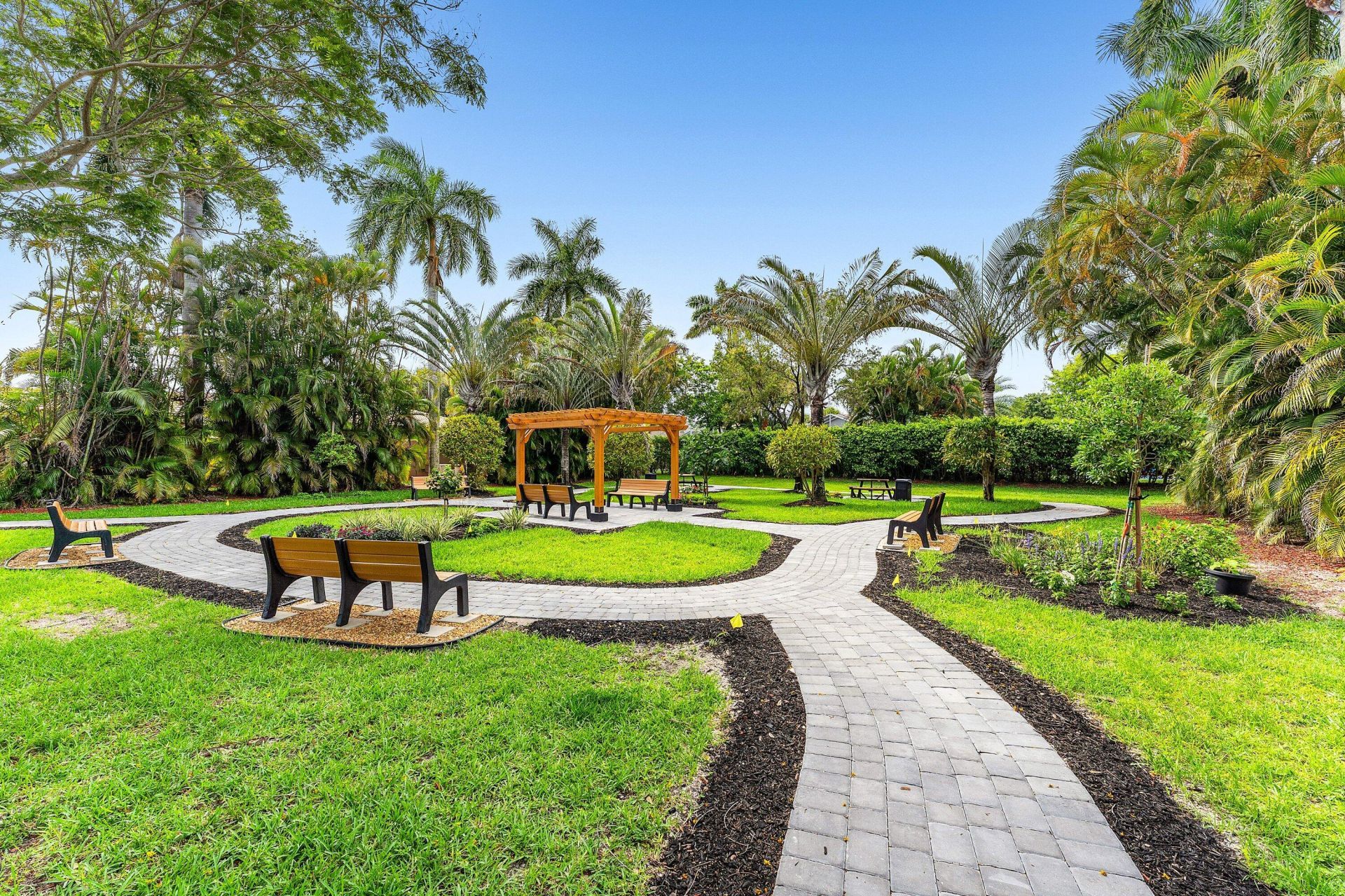 10760 Royal Caribbean Circle, Boynton Beach, FL 33437 Photo