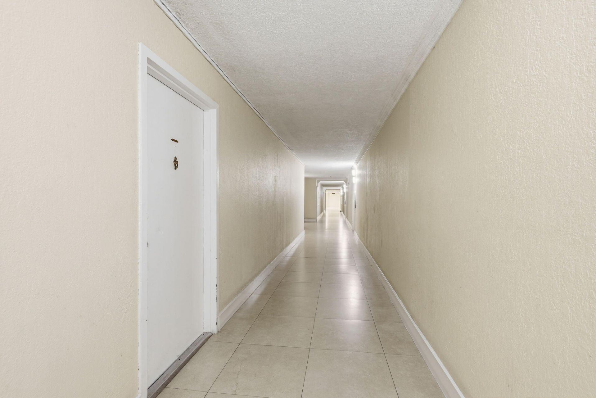 9360 Fontainebleau Boulevard, Unit Apt 310, Miami, FL 33172 Photo