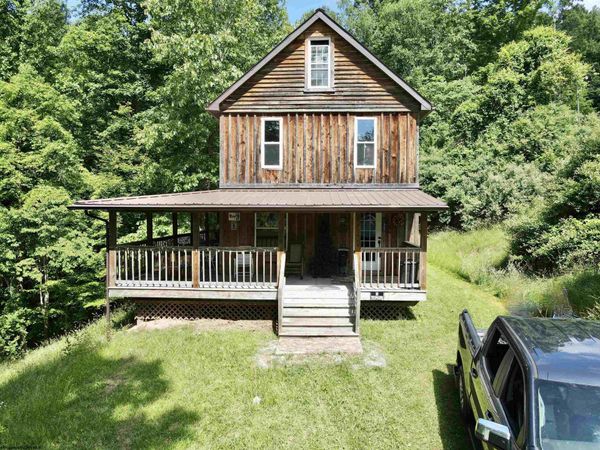 191 Waterview Drive, Horner, WV 26372