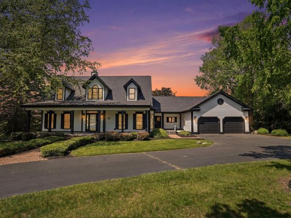 9835 Oak Pointe Lane, Northville, MI 48167