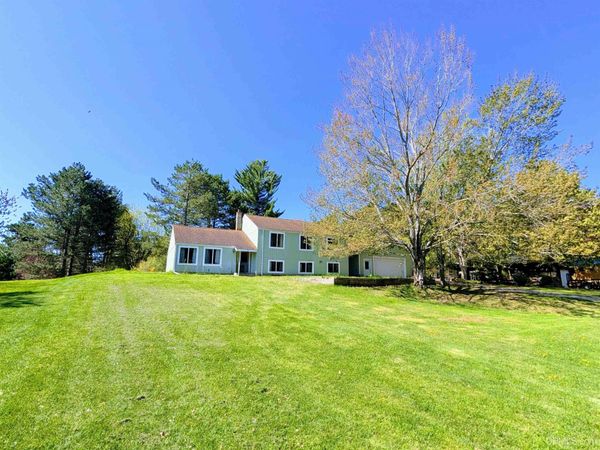 125 Aspen Drive, Chocolay Twp, MI 49855