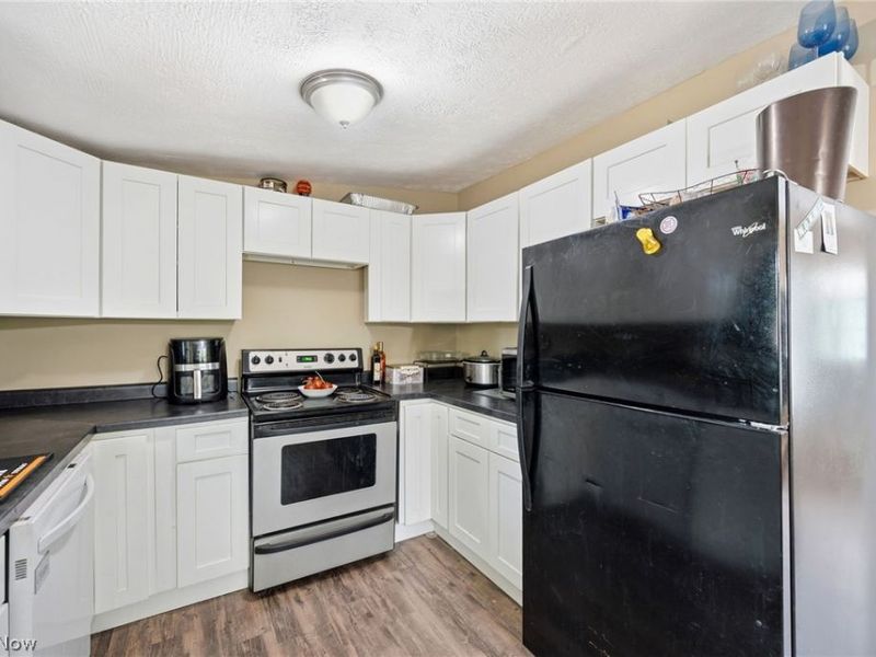 388 Prospect Street , Wellington, OH 44090 Photo 13